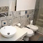 Debirooms 3* أَميليا