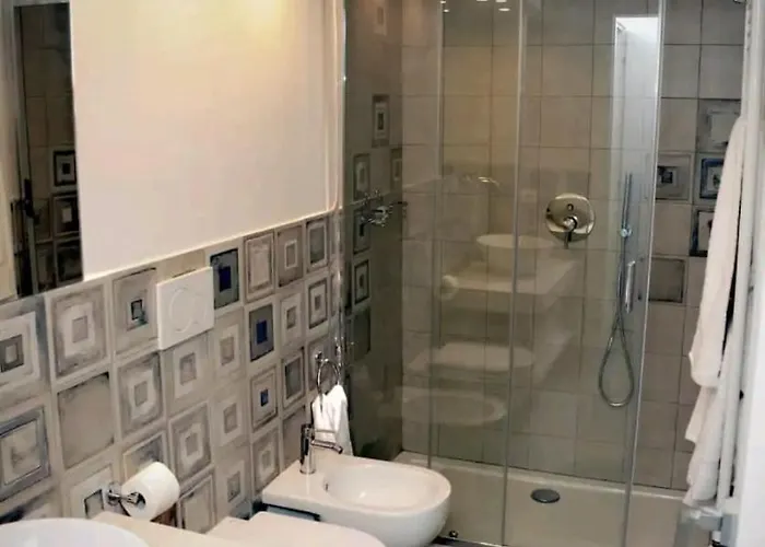 بيت ضيافة Debirooms أَميليا